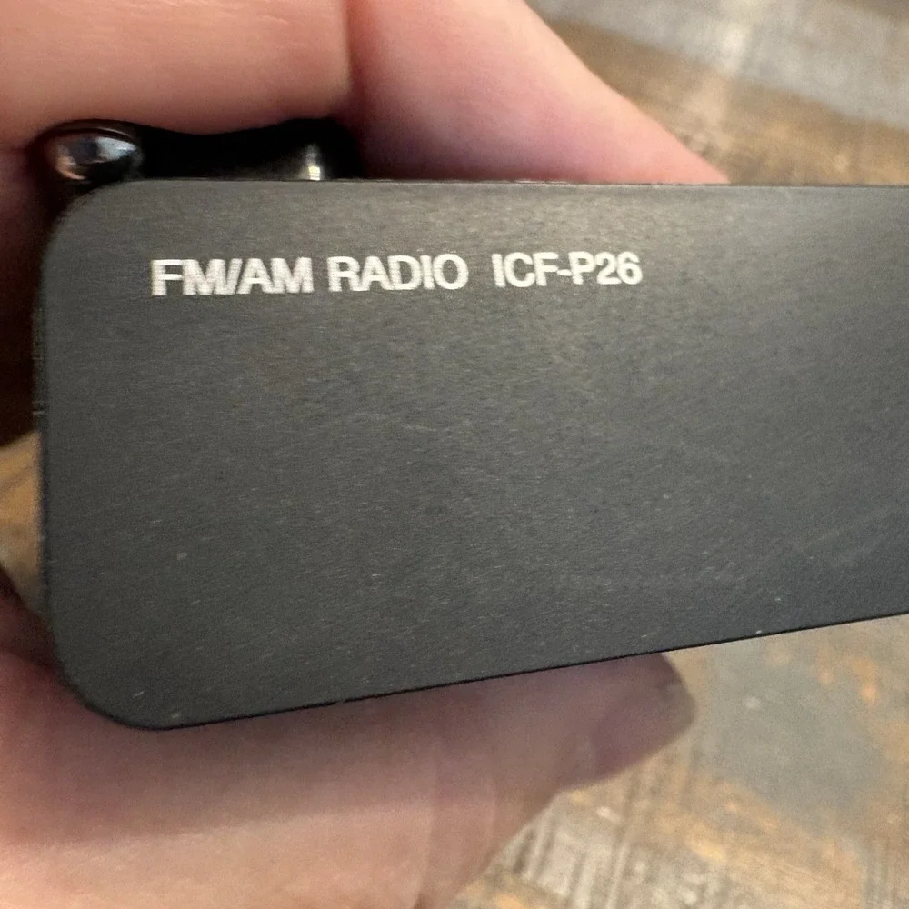 Sony Handheld Portable FM/AM Radio ICF-P26 Tested Working